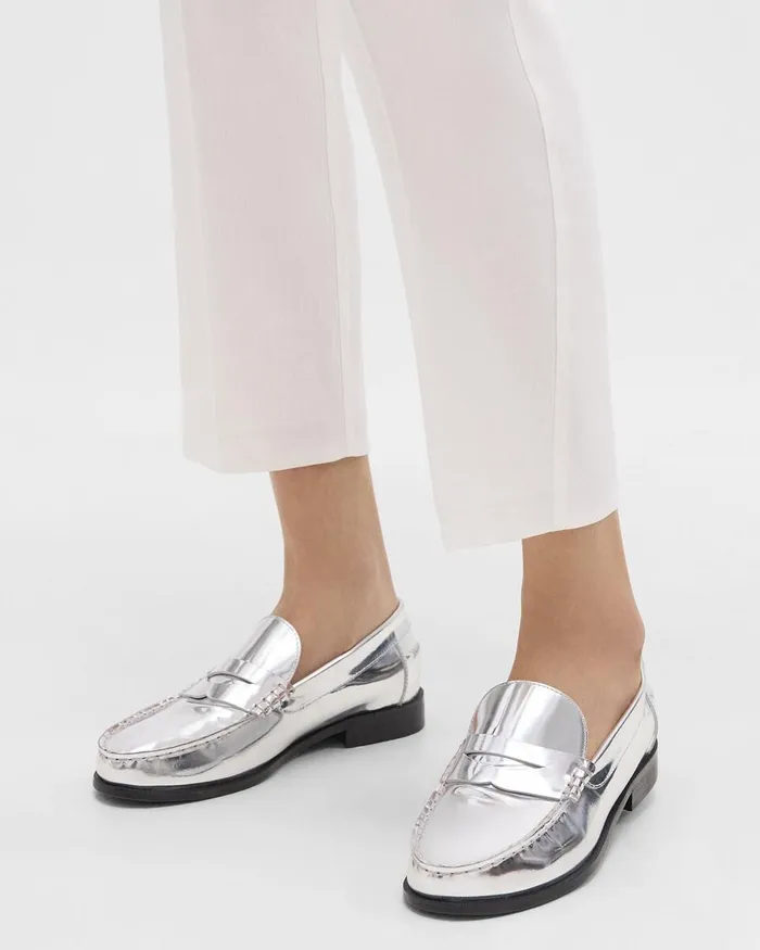Women Shoes Theory City Loafer In Metallic Leather Silver