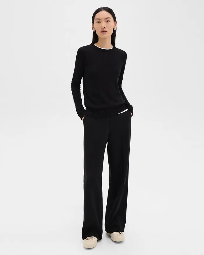 Women Sweaters Cardigans Theory Crewneck Sweater In Feather Cashmere Black