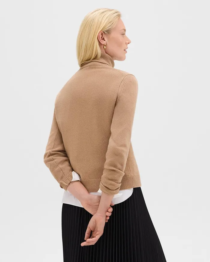 Women Sweaters Cardigans Theory Turtleneck Sweater In Cashmere Royal Camel