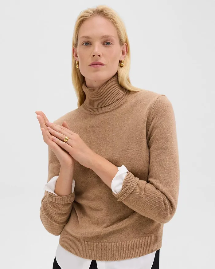 Women Sweaters Cardigans Theory Turtleneck Sweater In Cashmere Royal Camel