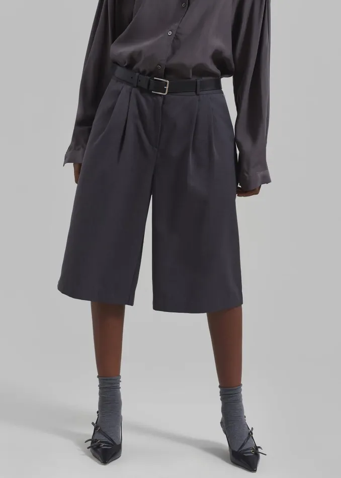 Women Wilma Pleated Bermuda Shorts 8211 Charcoal The Frankie Shop Bottoms